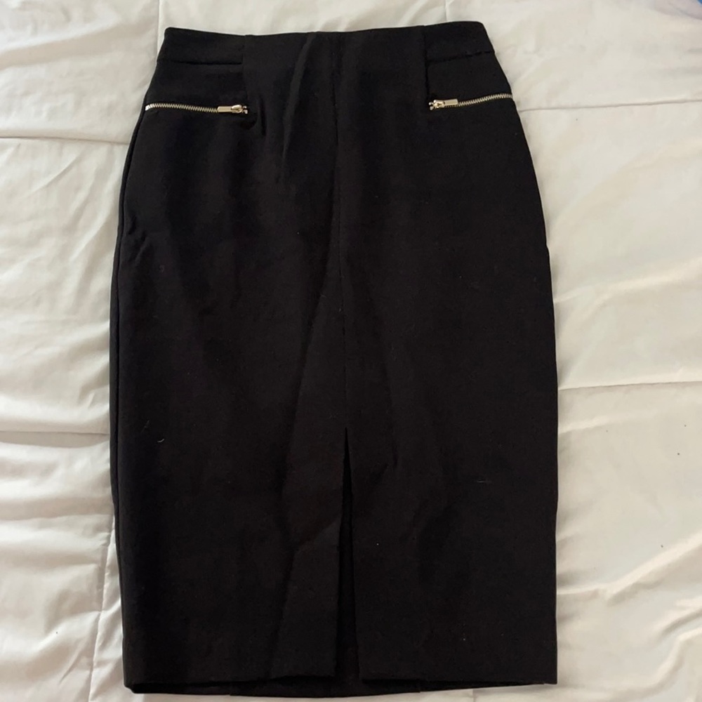 Women’s skirt , knee length